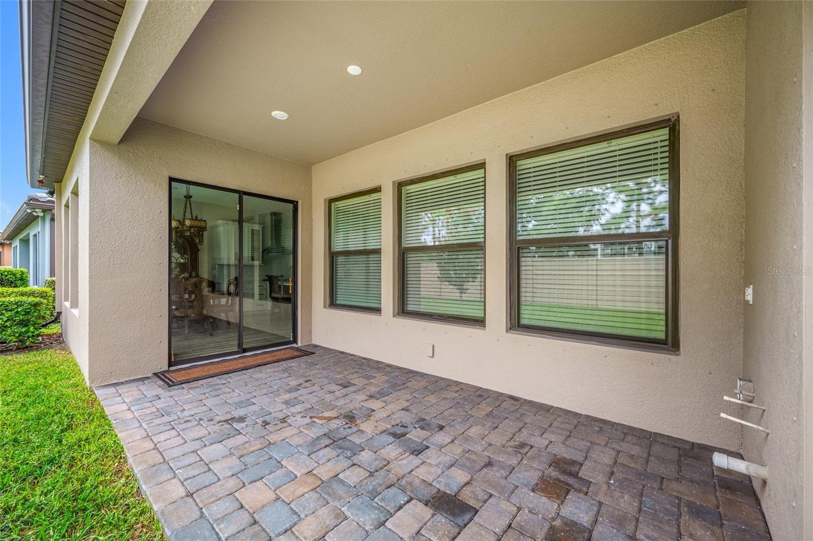 18308 LEAFMORE ST — photo 9
