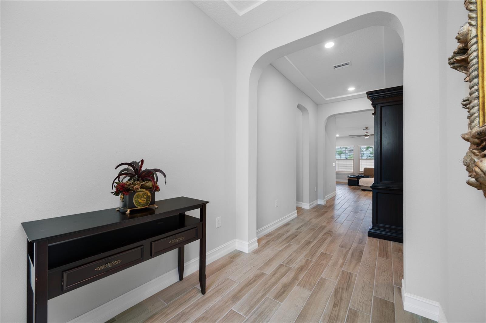 18308 LEAFMORE ST — photo 12