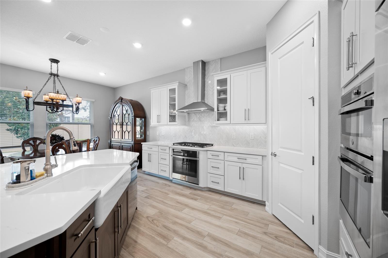 18308 LEAFMORE ST — photo 24