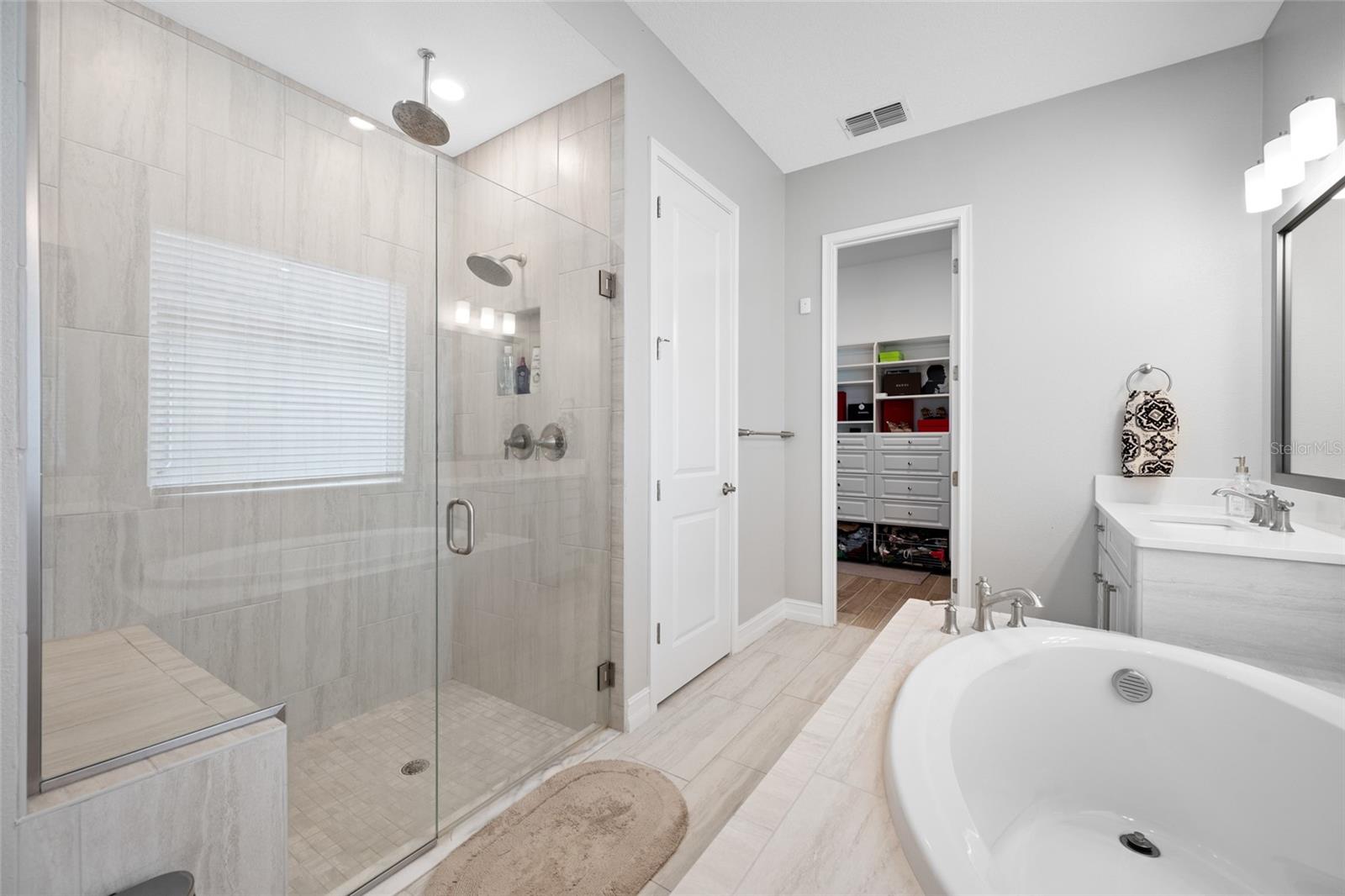 18308 LEAFMORE ST — photo 33