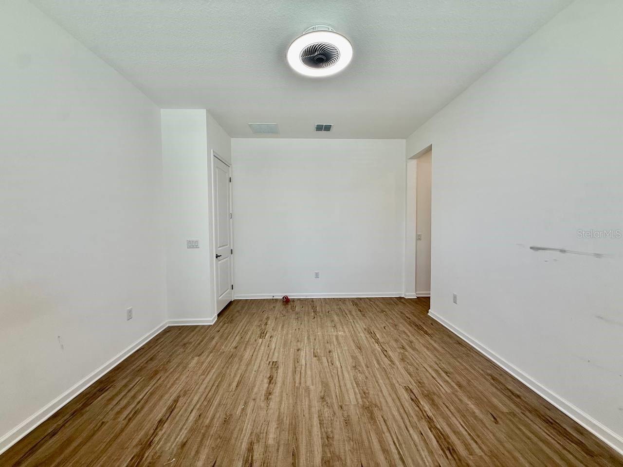 827 WINTERSIDE DR — photo 16