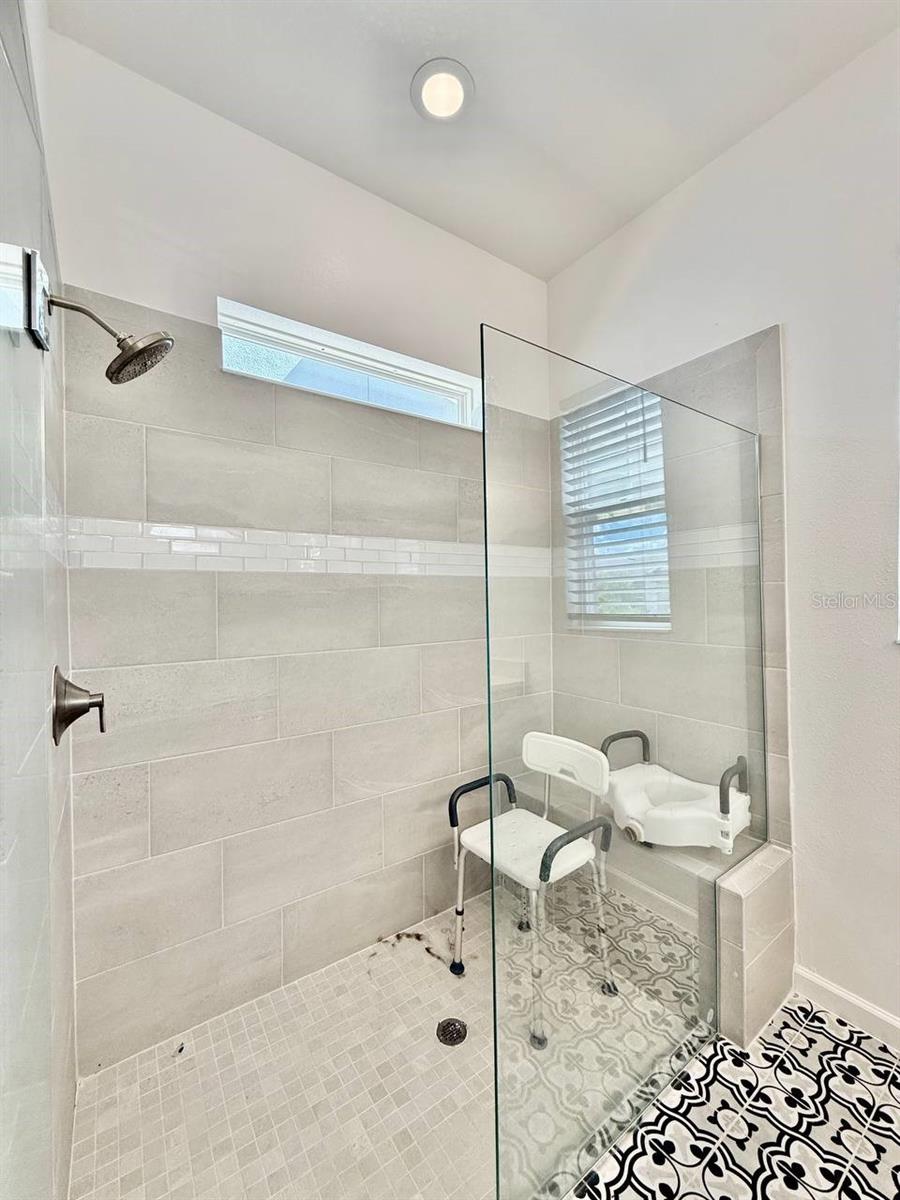 827 WINTERSIDE DR — photo 19