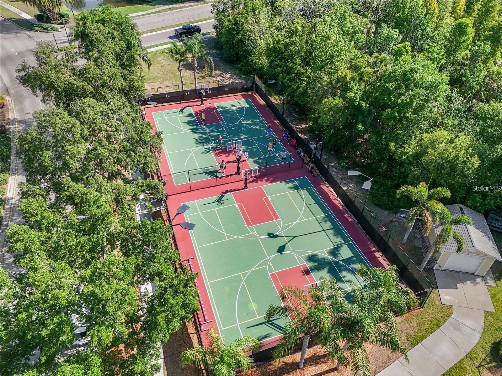 827 WINTERSIDE DR — photo 35
