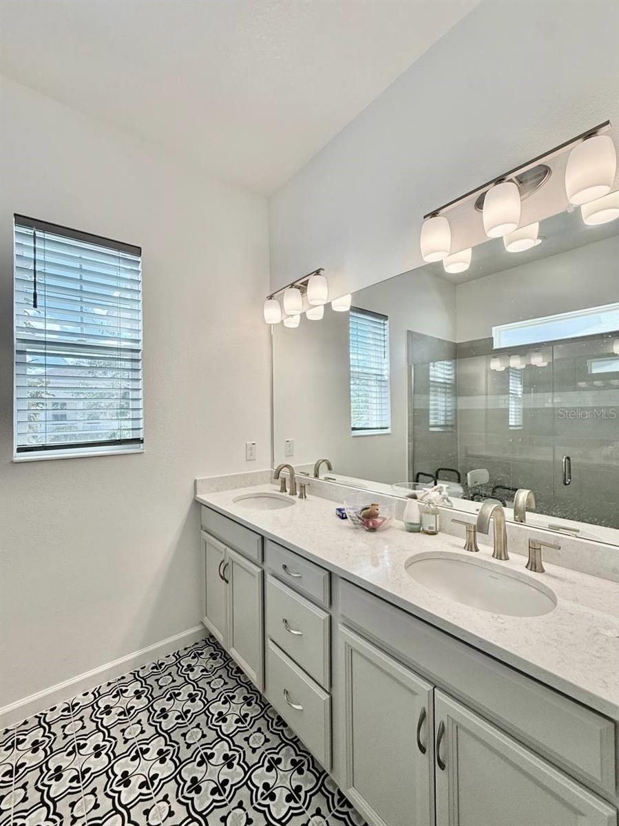 827 WINTERSIDE DR — photo 18