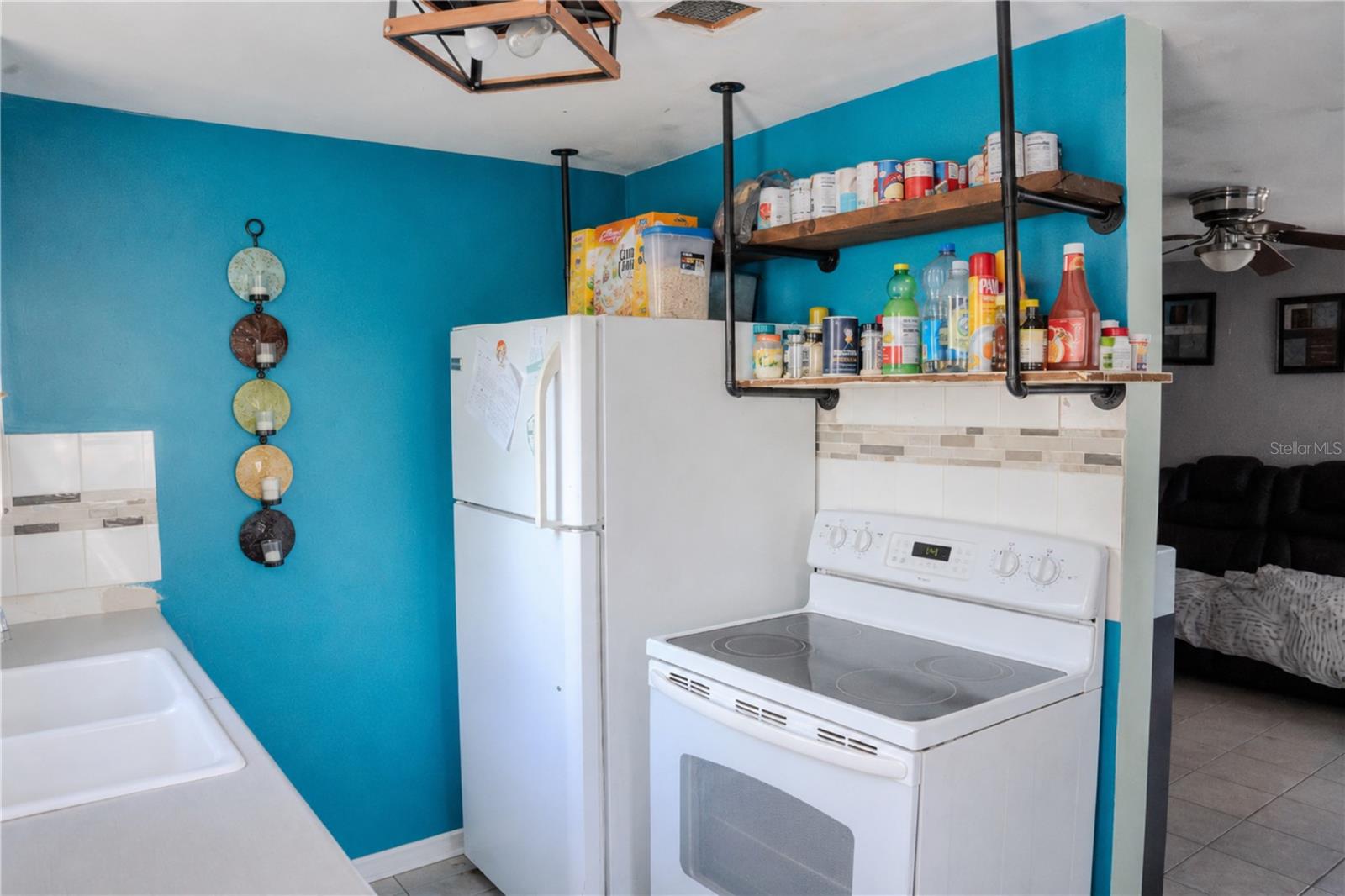 636 DOGWOOD CT — photo 10