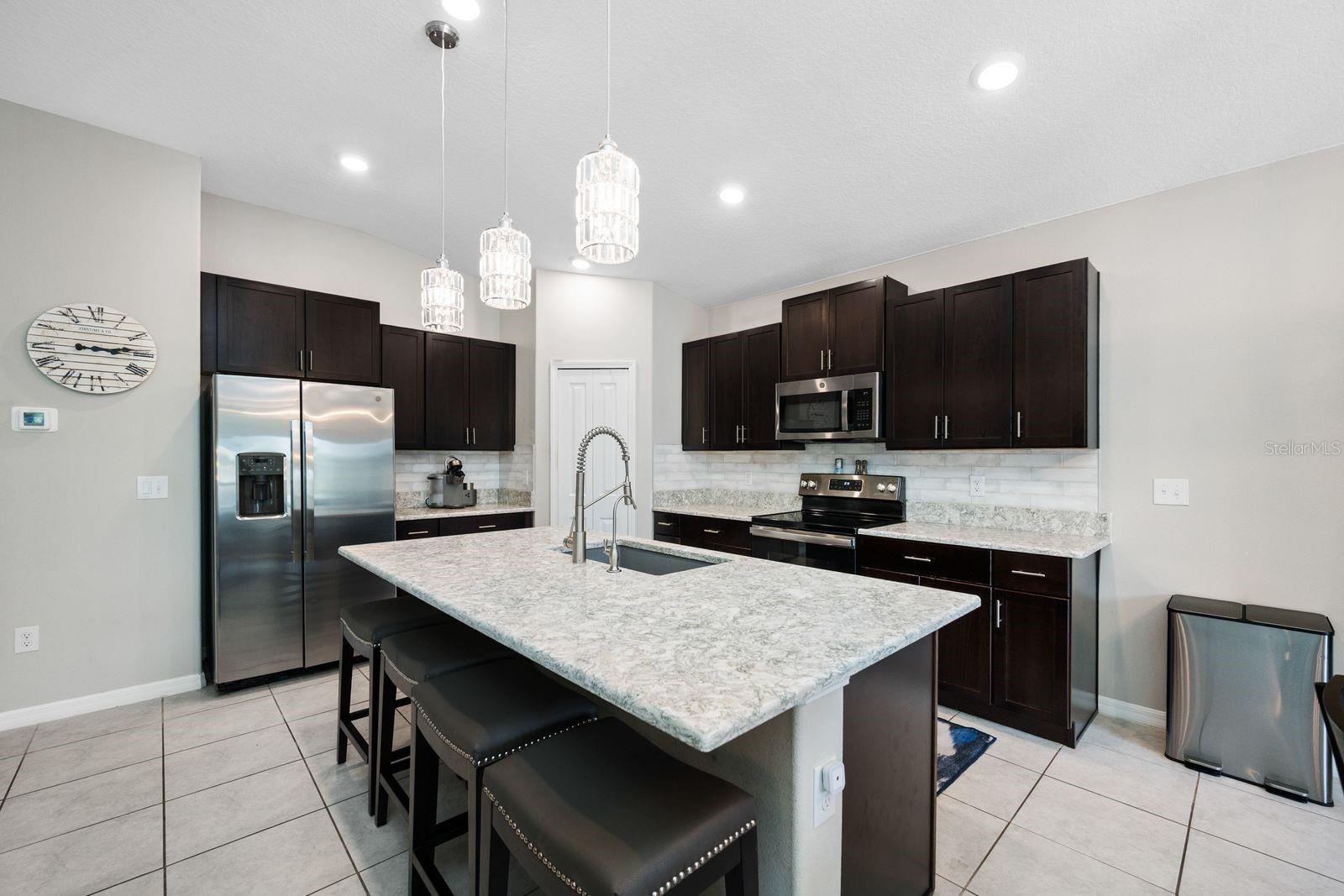6022 TREMEZA PL — photo 23