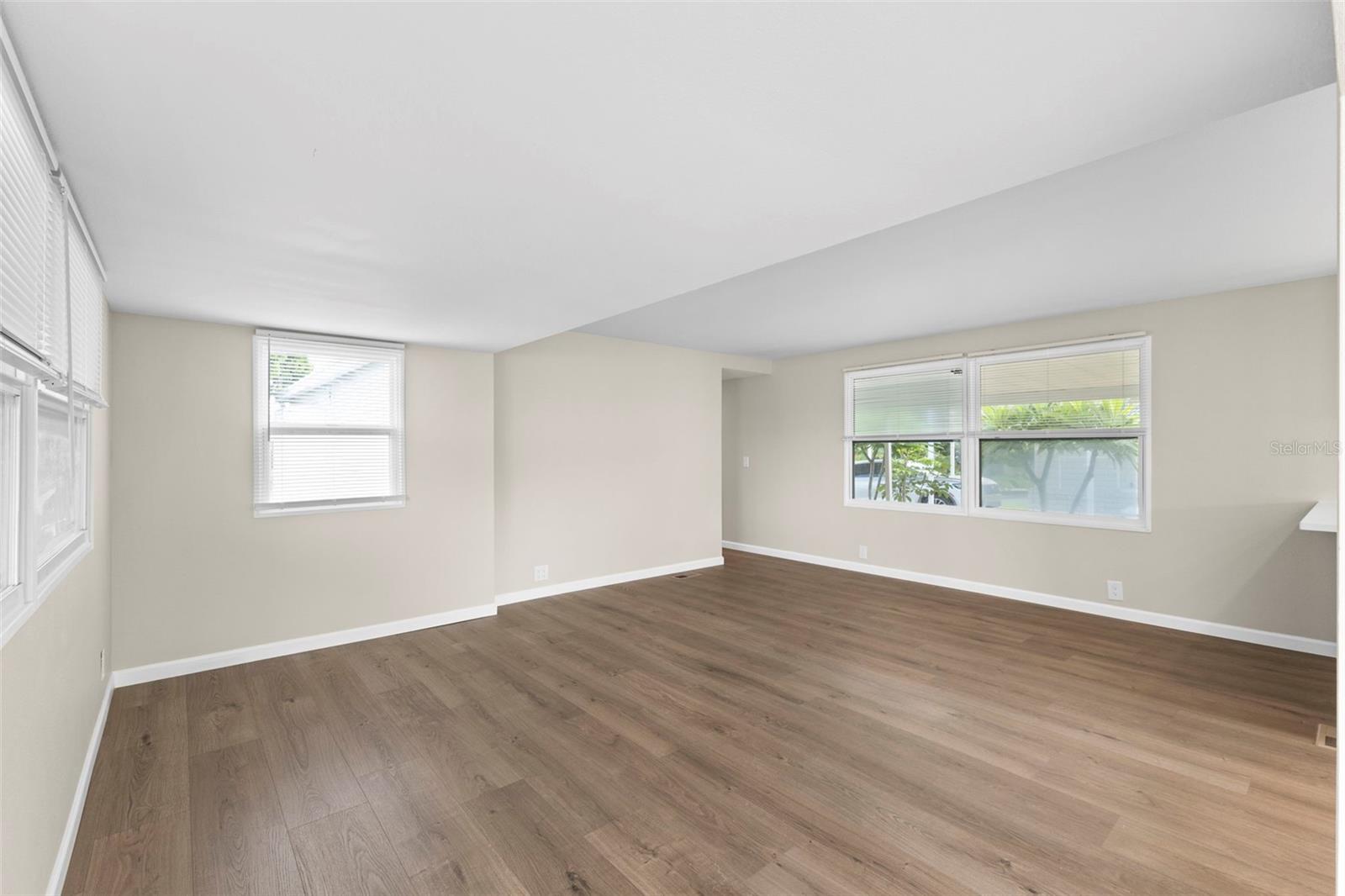 436 MOUNT OAK AVE NE #747 — photo 8