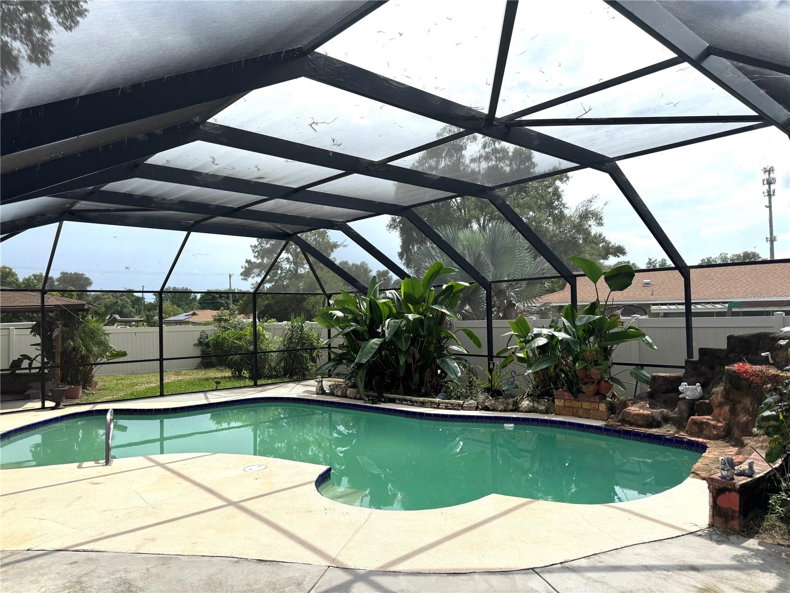 1312 N TAYLOR RD — photo 24
