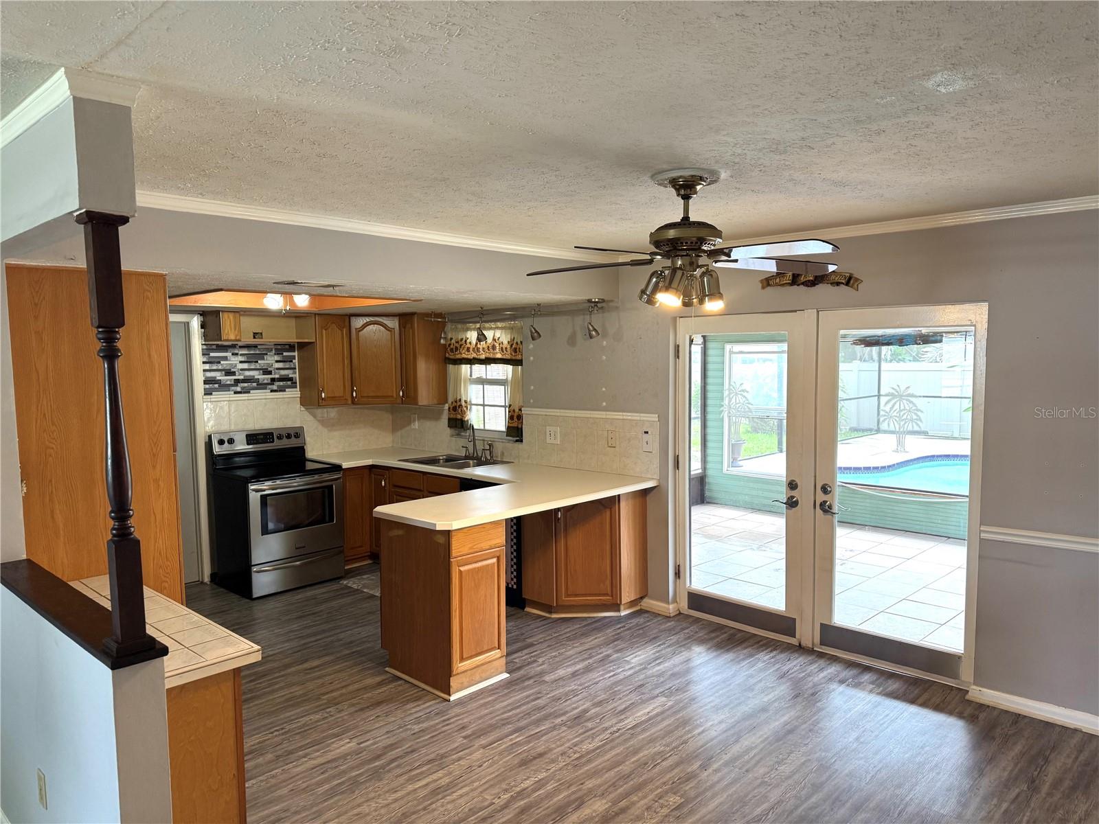 1312 N TAYLOR RD — photo 5