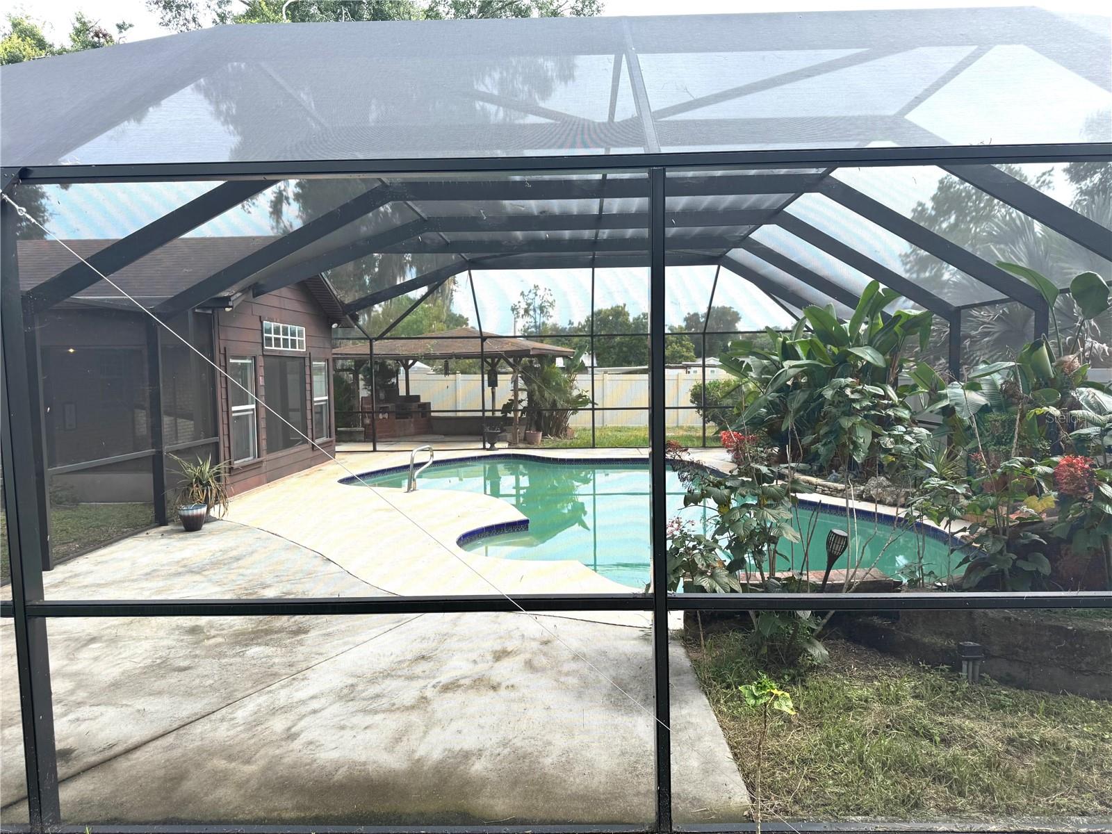 1312 N TAYLOR RD — photo 33
