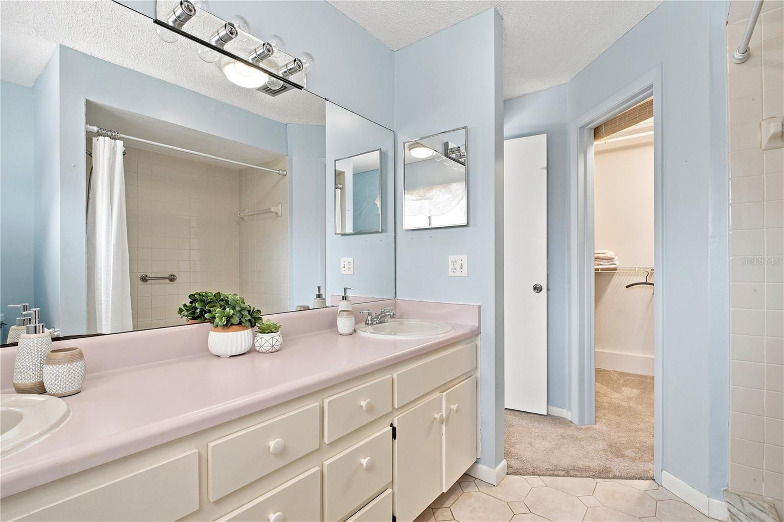 6803 LONGPOINTE WAY — photo 25