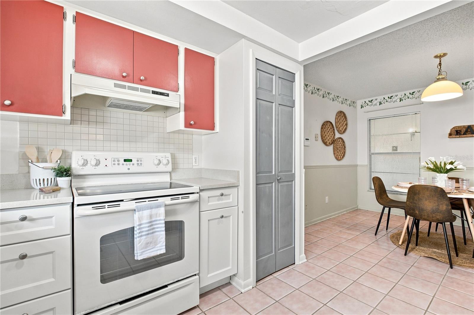 6803 LONGPOINTE WAY — photo 17