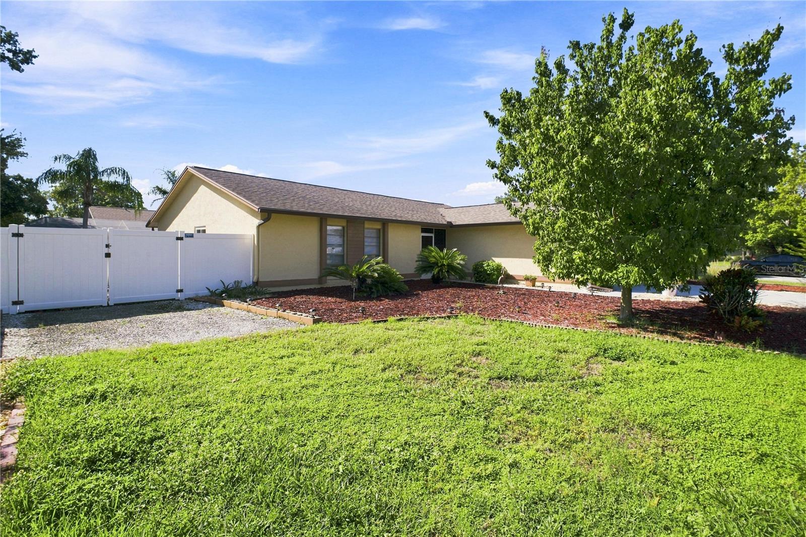 6803 LONGPOINTE WAY — photo 42
