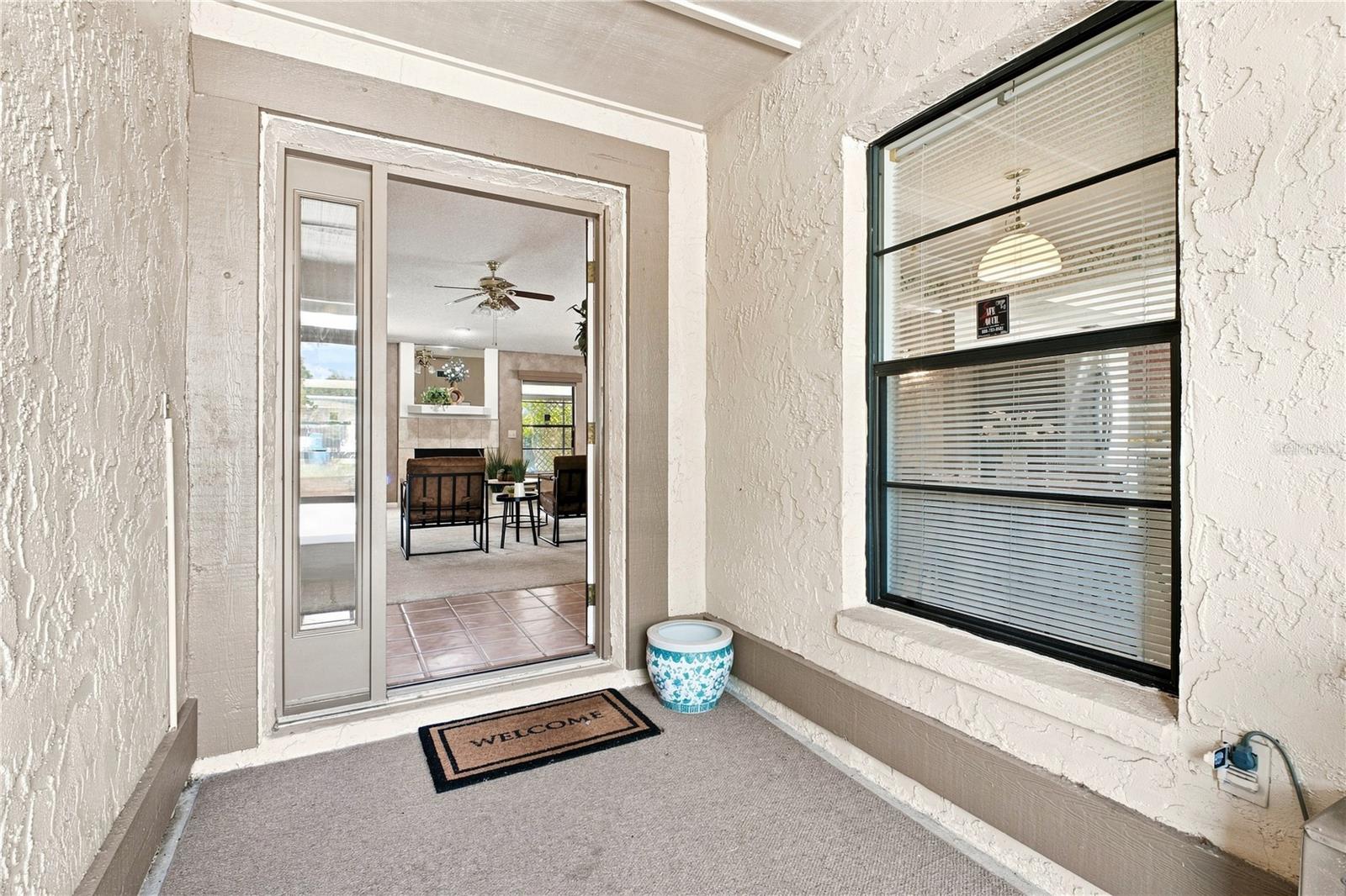 6803 LONGPOINTE WAY — photo 2