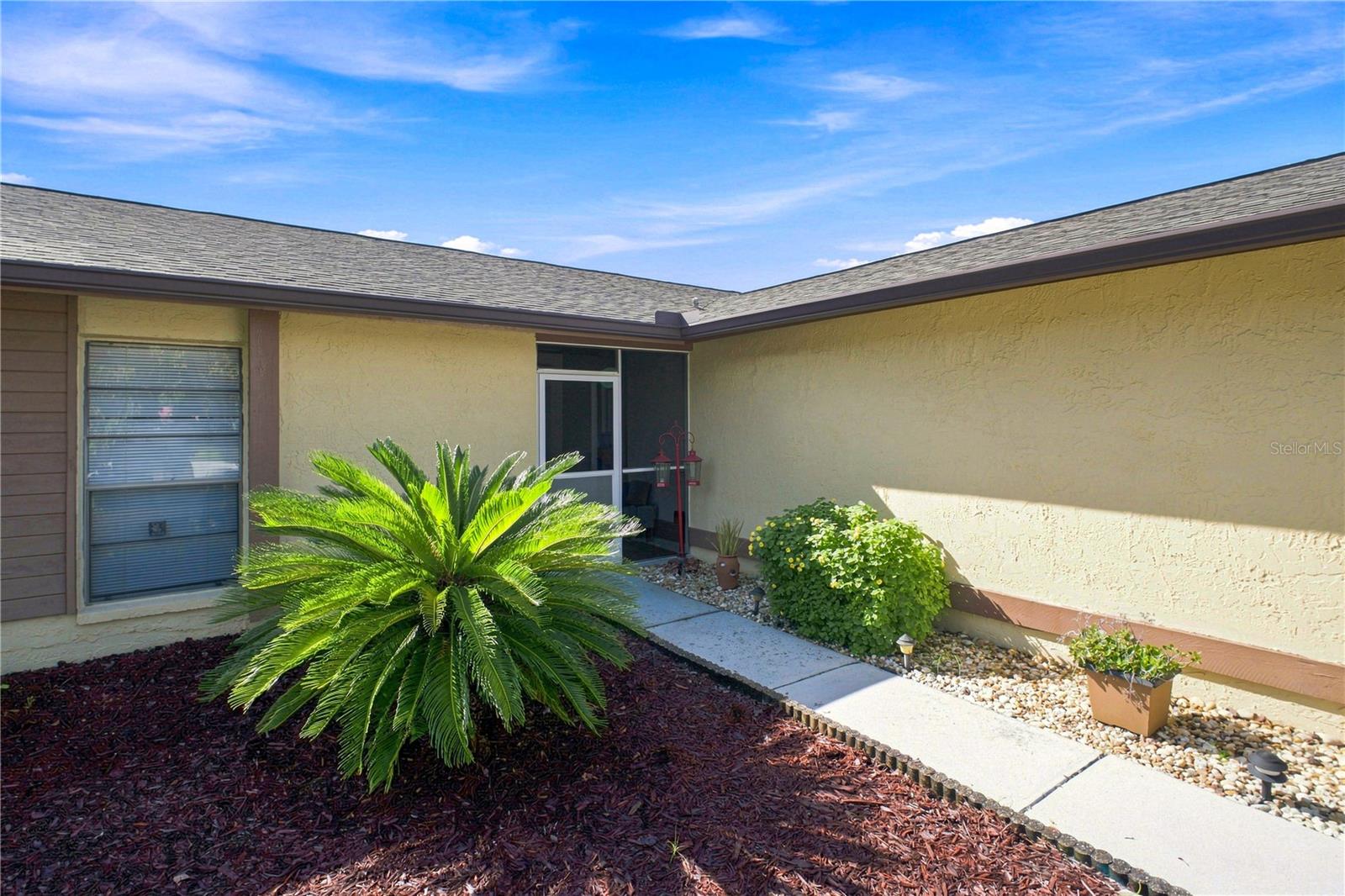 6803 LONGPOINTE WAY — photo 37