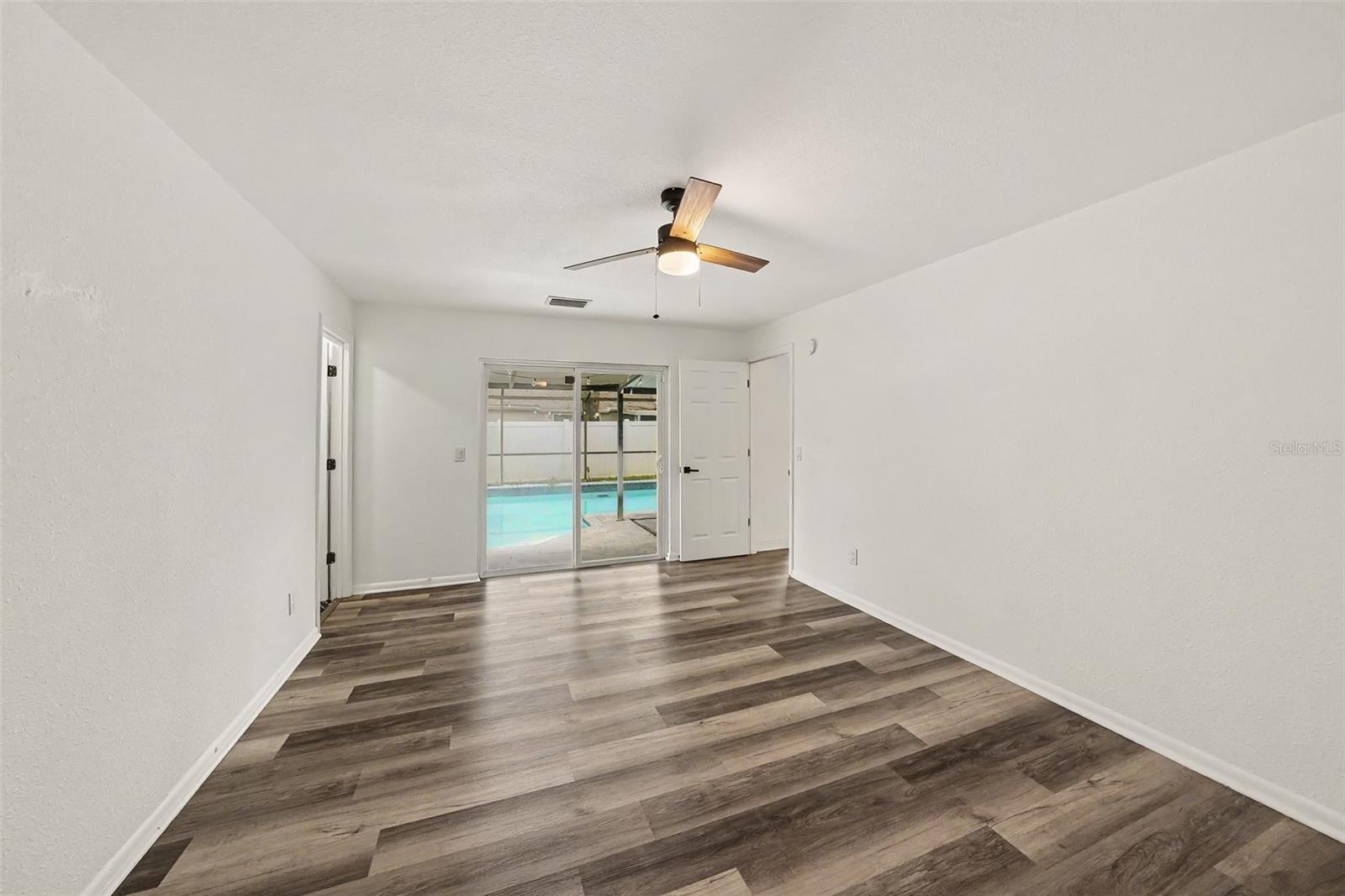 4715 KEMBLE CT — photo 14