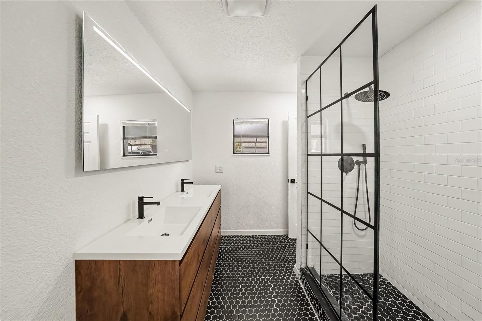 4715 KEMBLE CT — photo 15