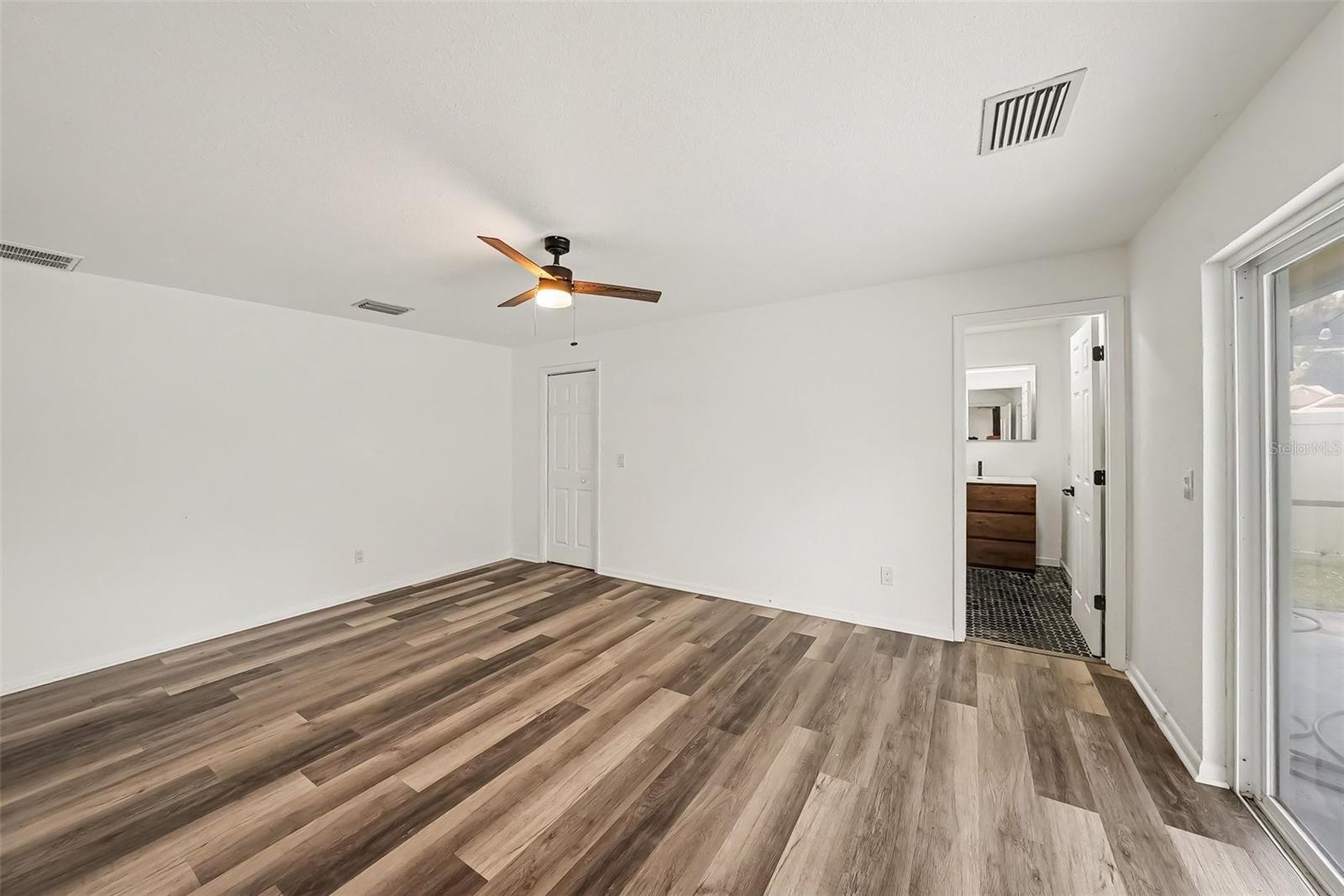 4715 KEMBLE CT — photo 12