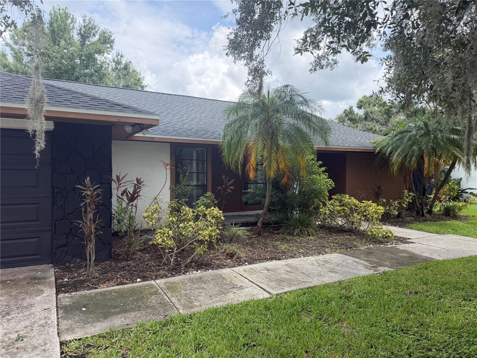 4715 KEMBLE CT — photo 37