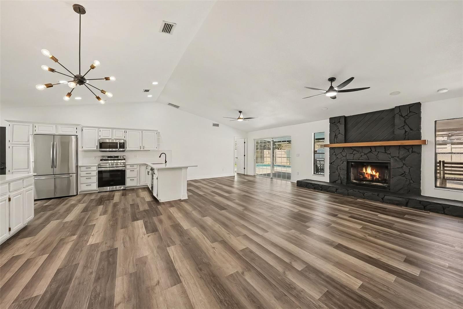 4715 KEMBLE CT — photo 3