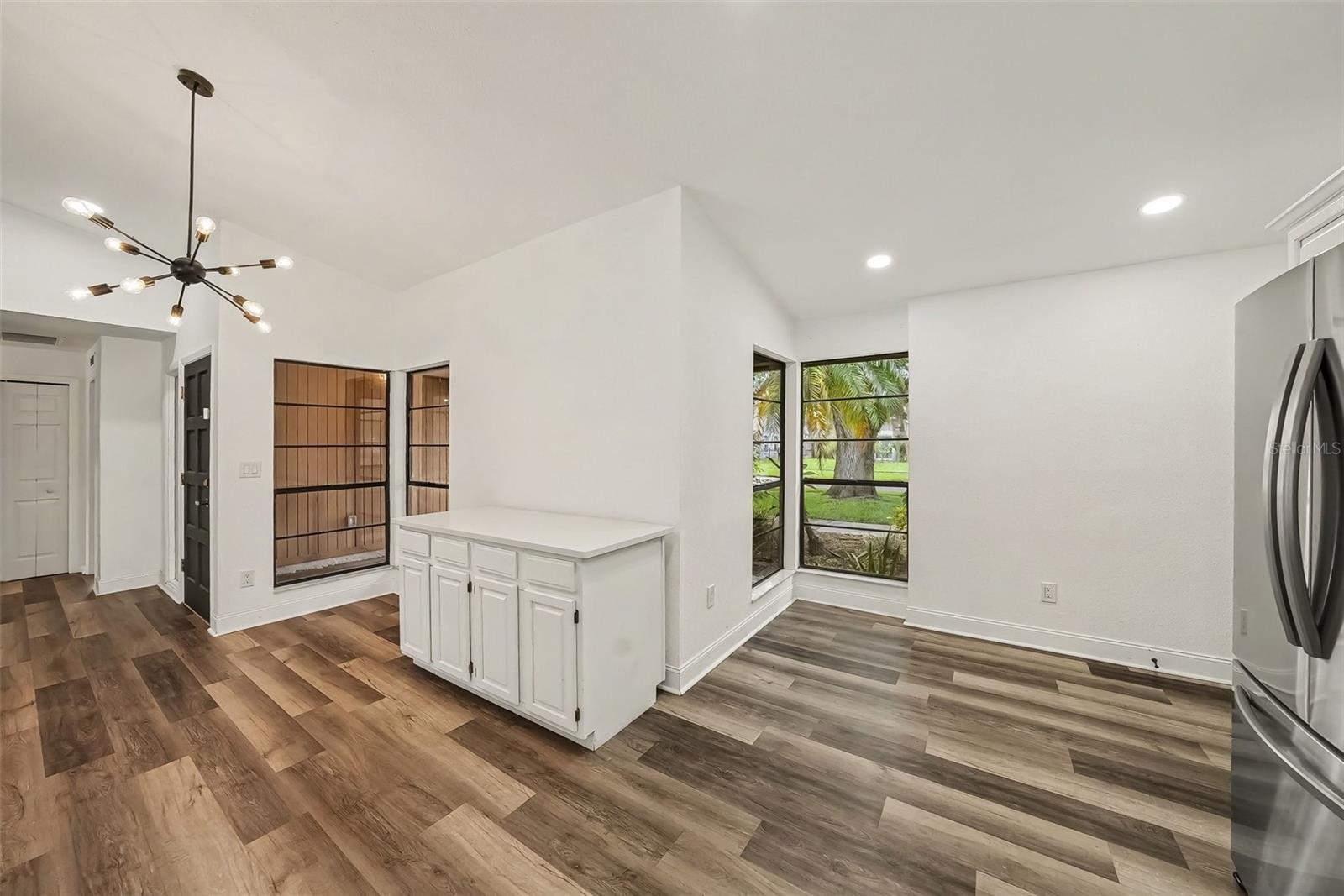 4715 KEMBLE CT — photo 11