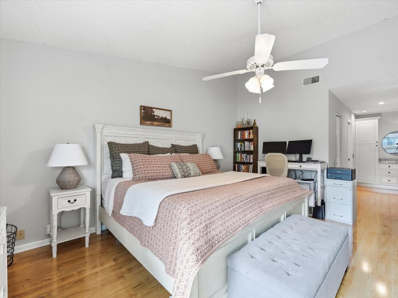 1816 LAKE CYPRESS DR #1816 — photo 32