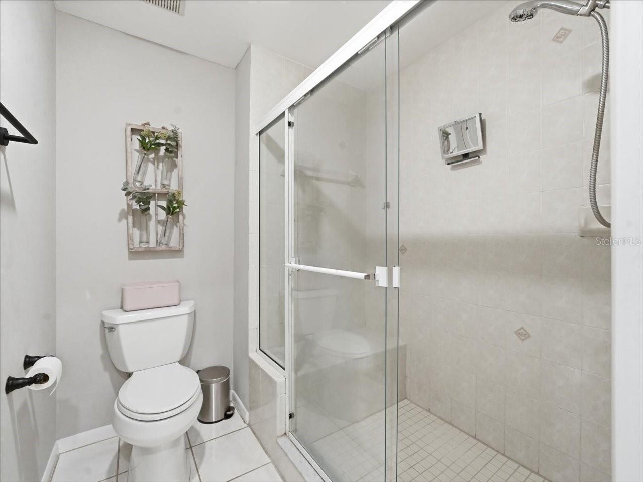 1816 LAKE CYPRESS DR #1816 — photo 36