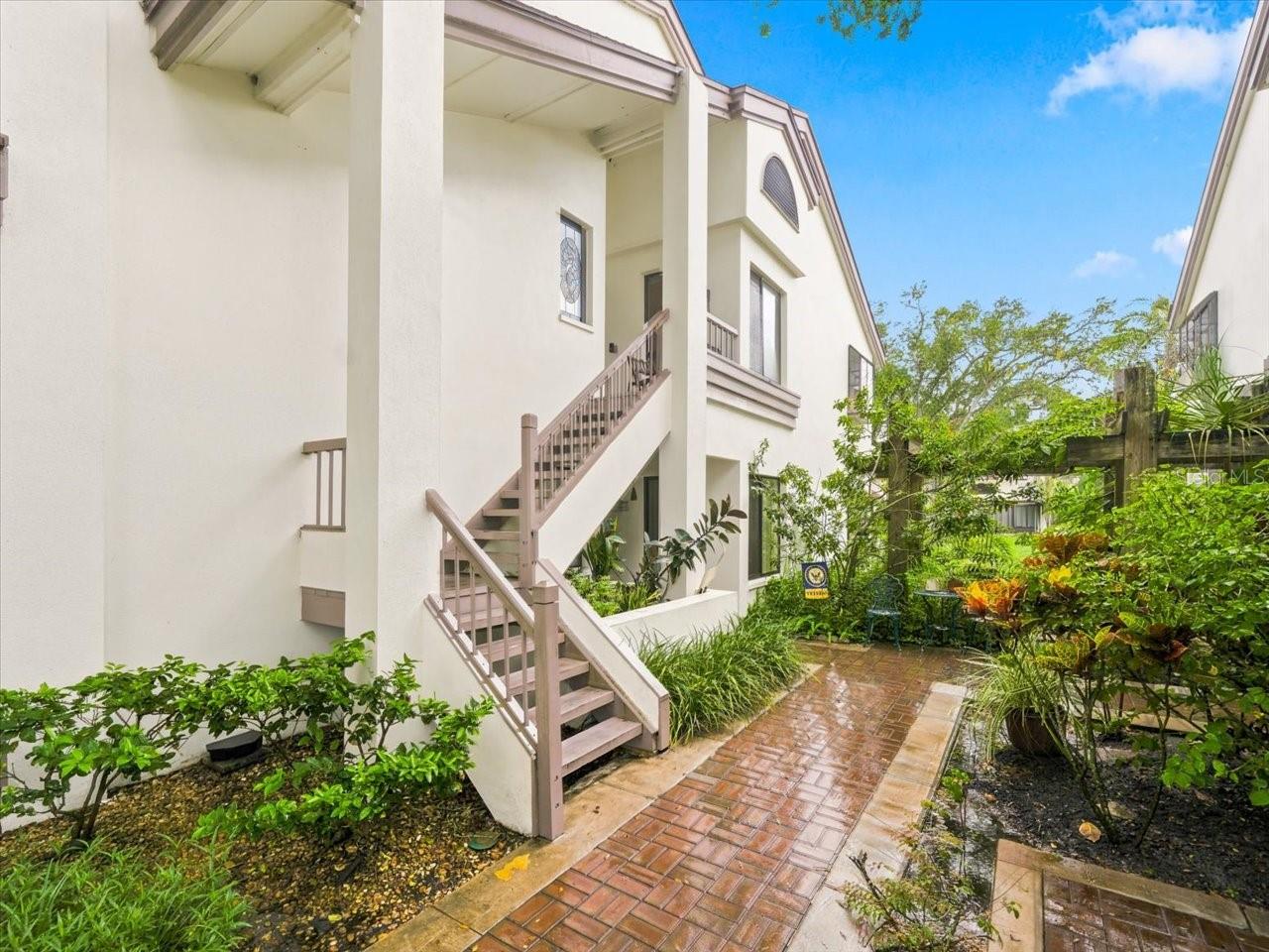 1816 LAKE CYPRESS DR #1816 — photo 3