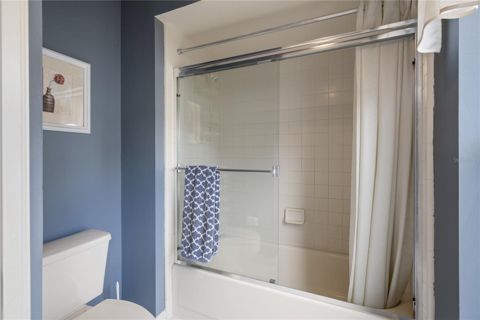 3225 GLENWOOD CIR — photo 42