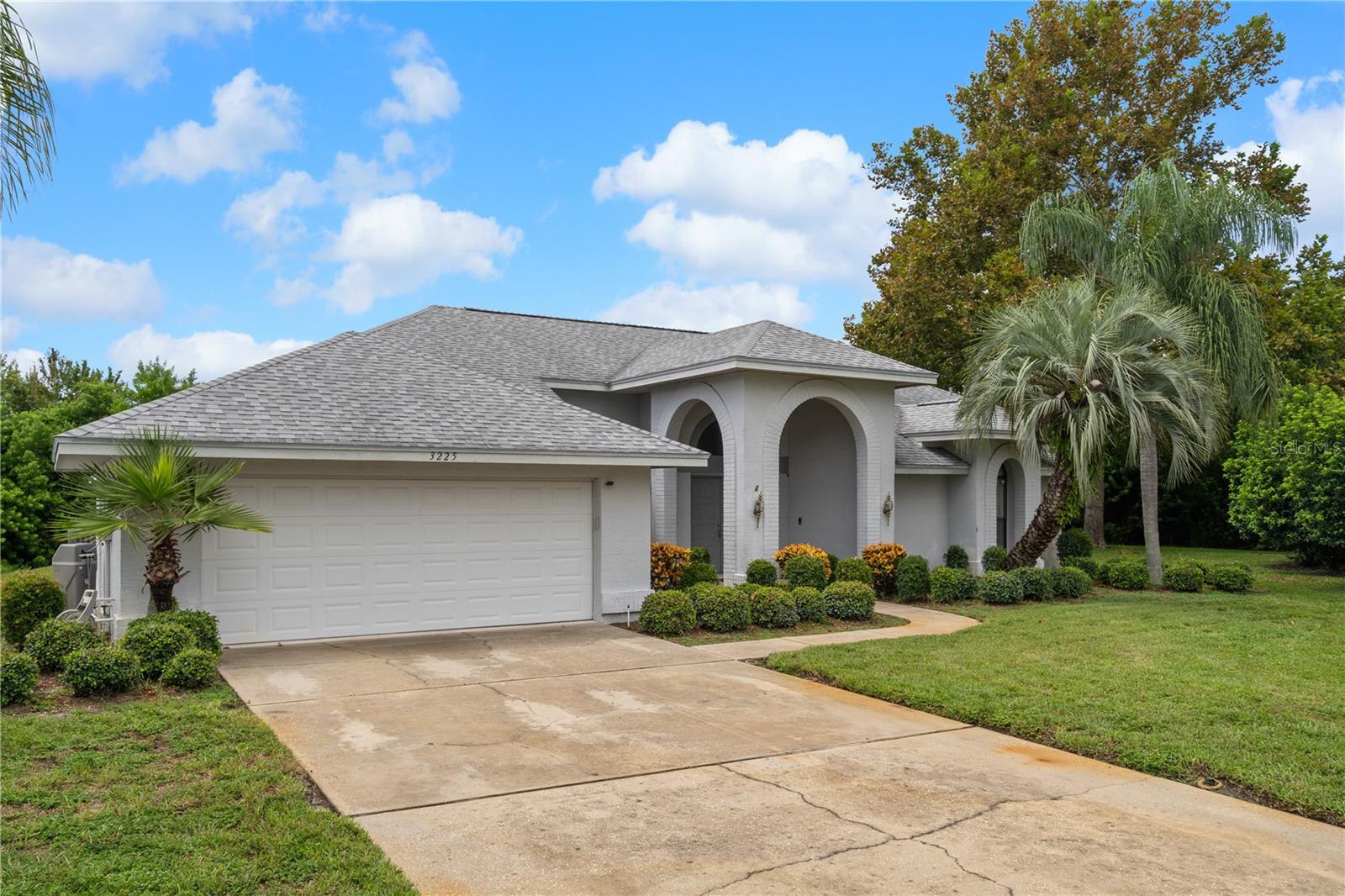 3225 GLENWOOD CIR — photo 3
