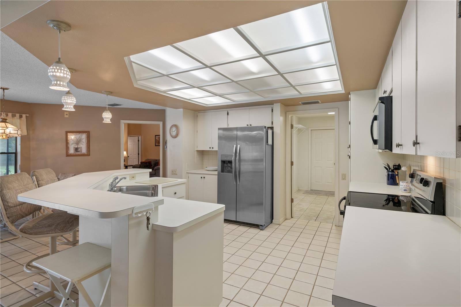 3225 GLENWOOD CIR — photo 16