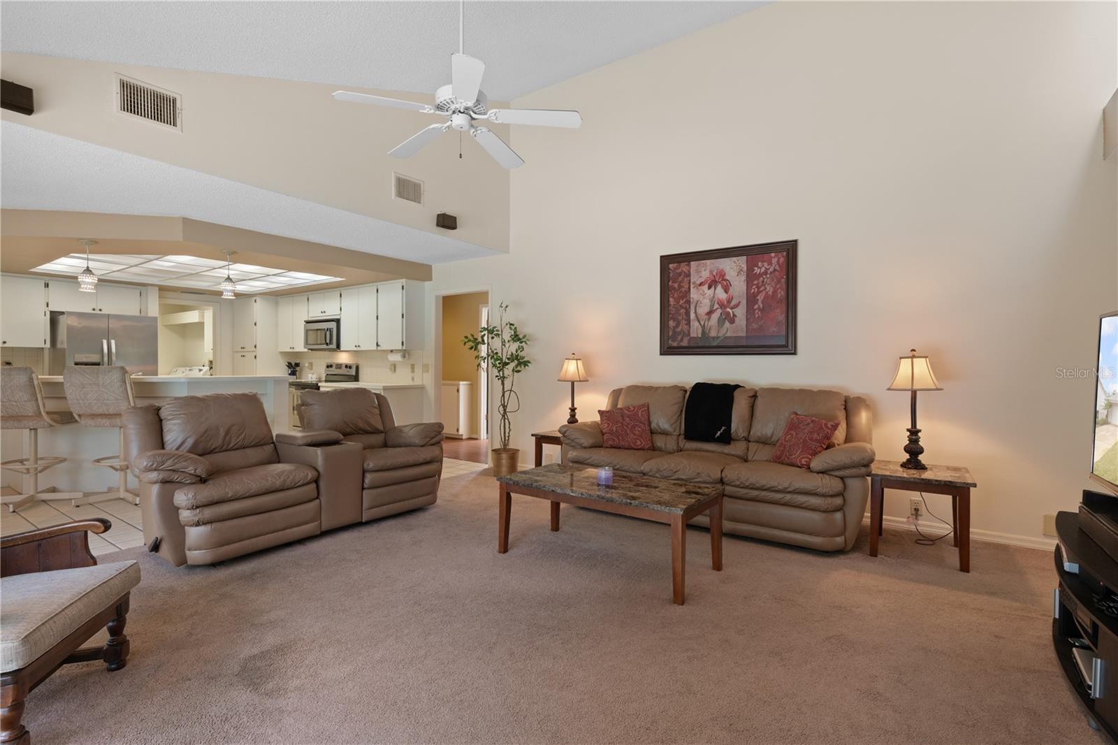 3225 GLENWOOD CIR — photo 25