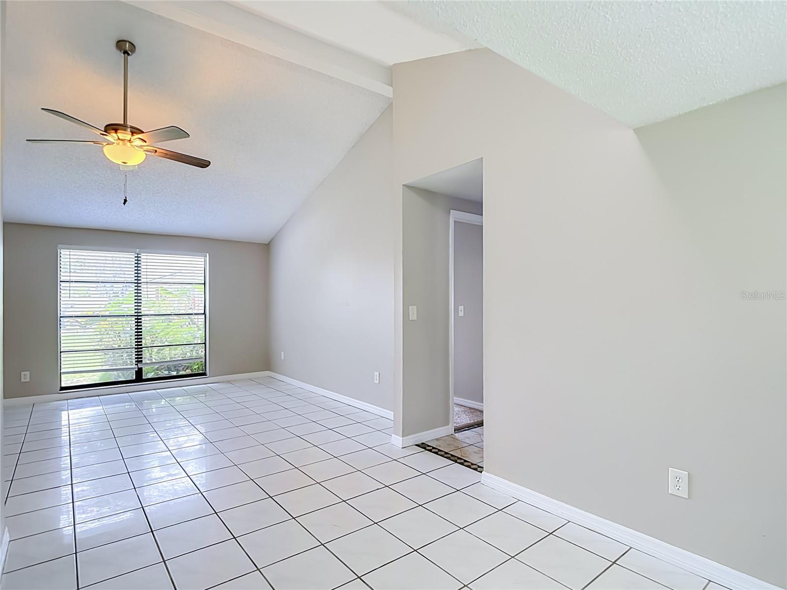 6701 VILLAGE GROVE CT — photo 7