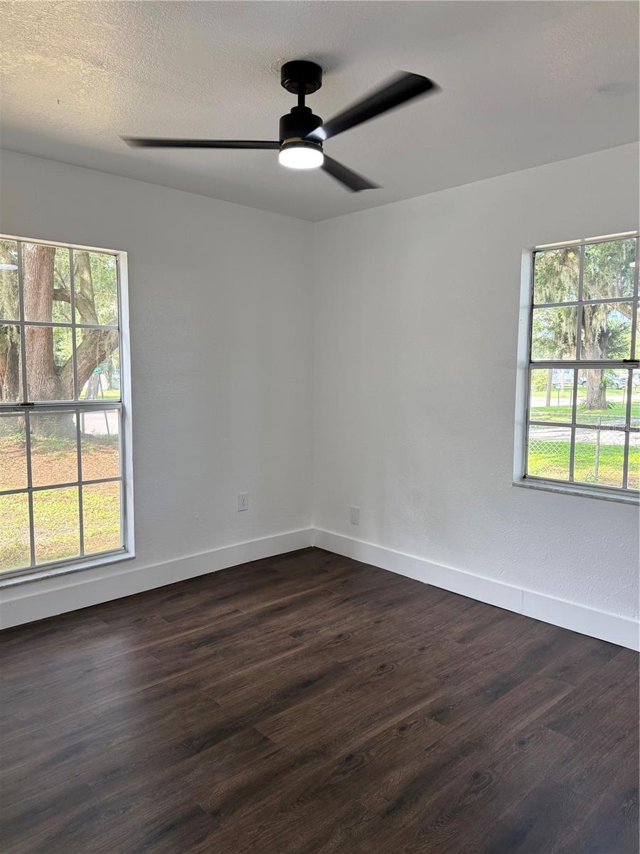 3008 OAKVIEW LN — photo 20