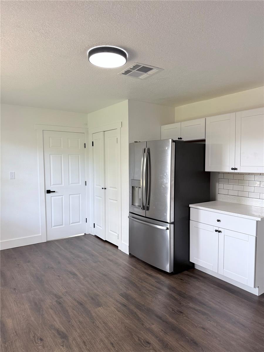 3008 OAKVIEW LN — photo 9
