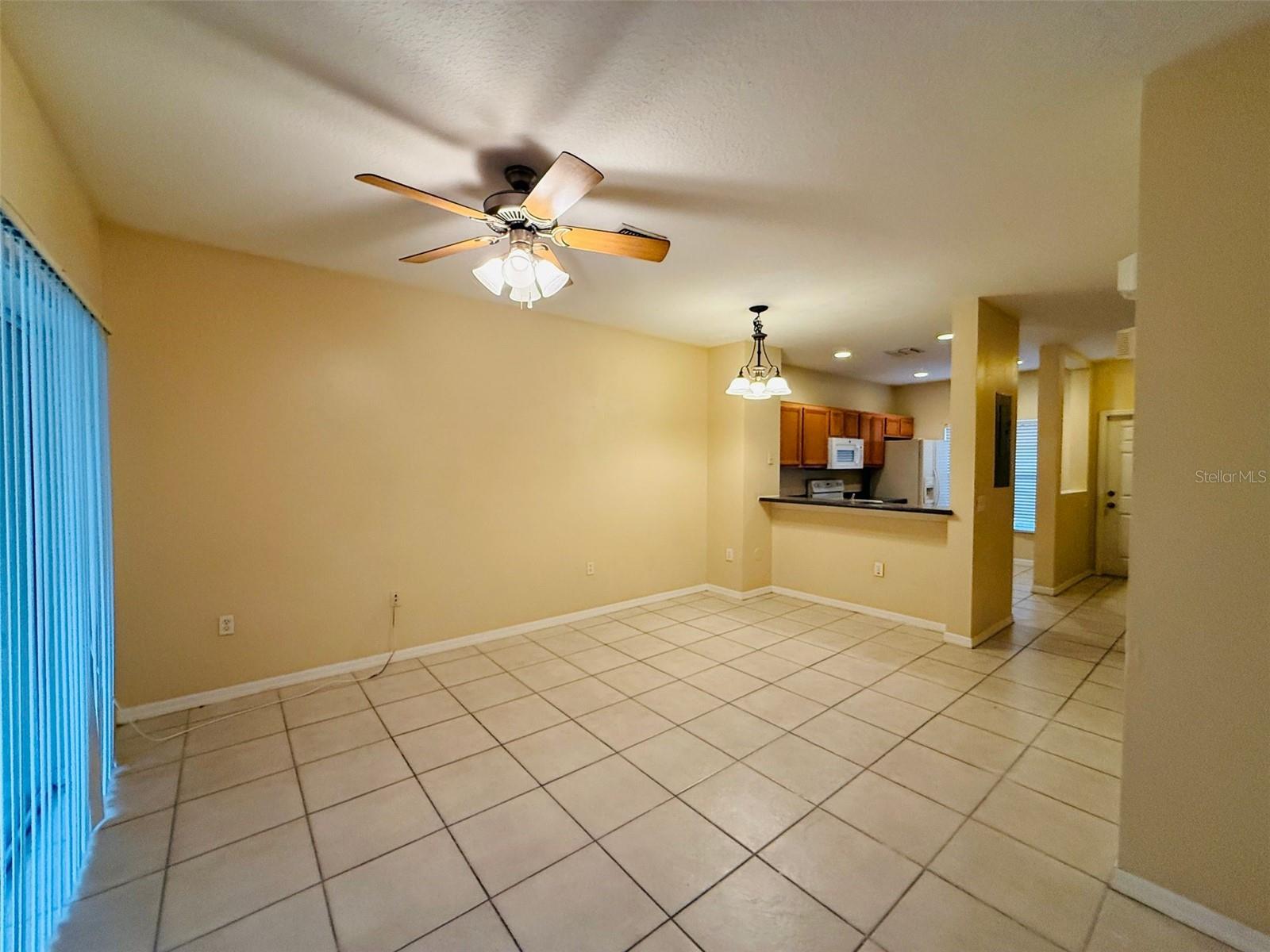 8533 TRAIL WIND DR — photo 3