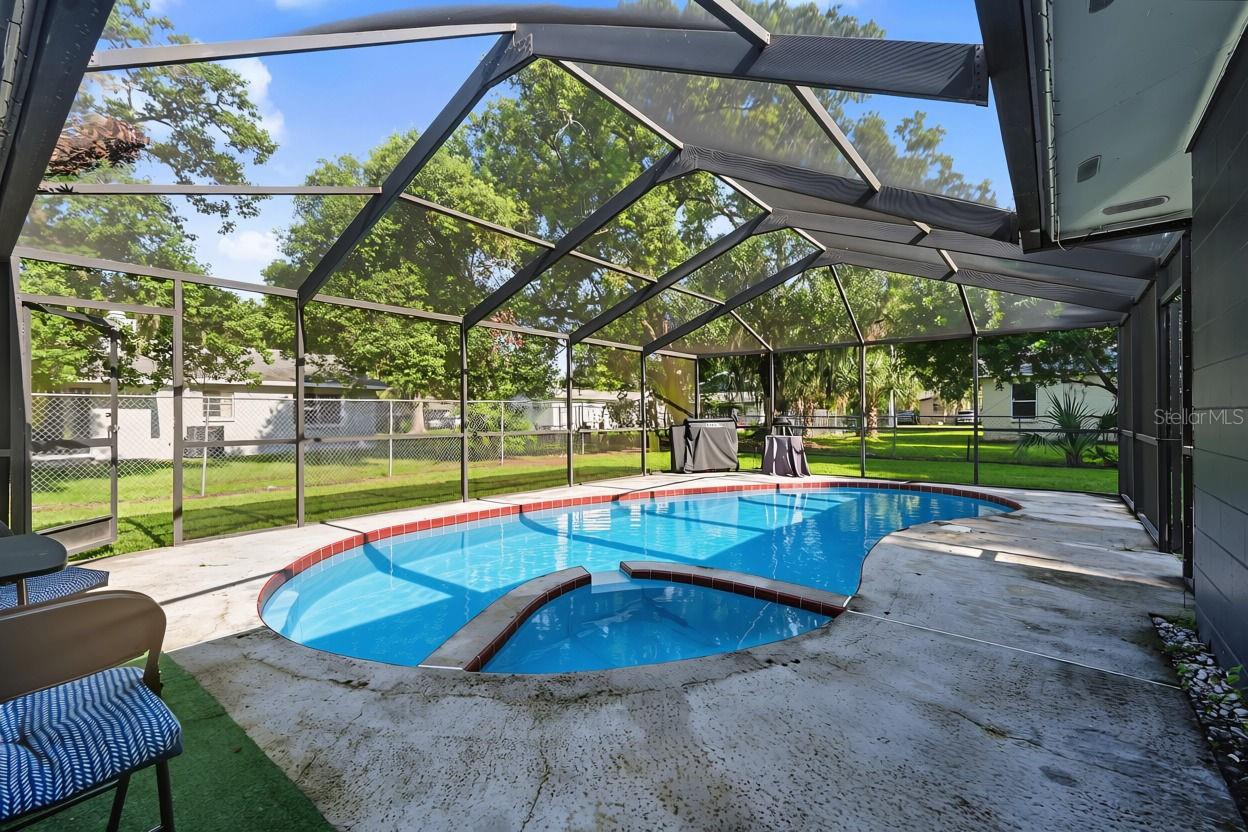 1318 LOUISIANA ST — photo 19