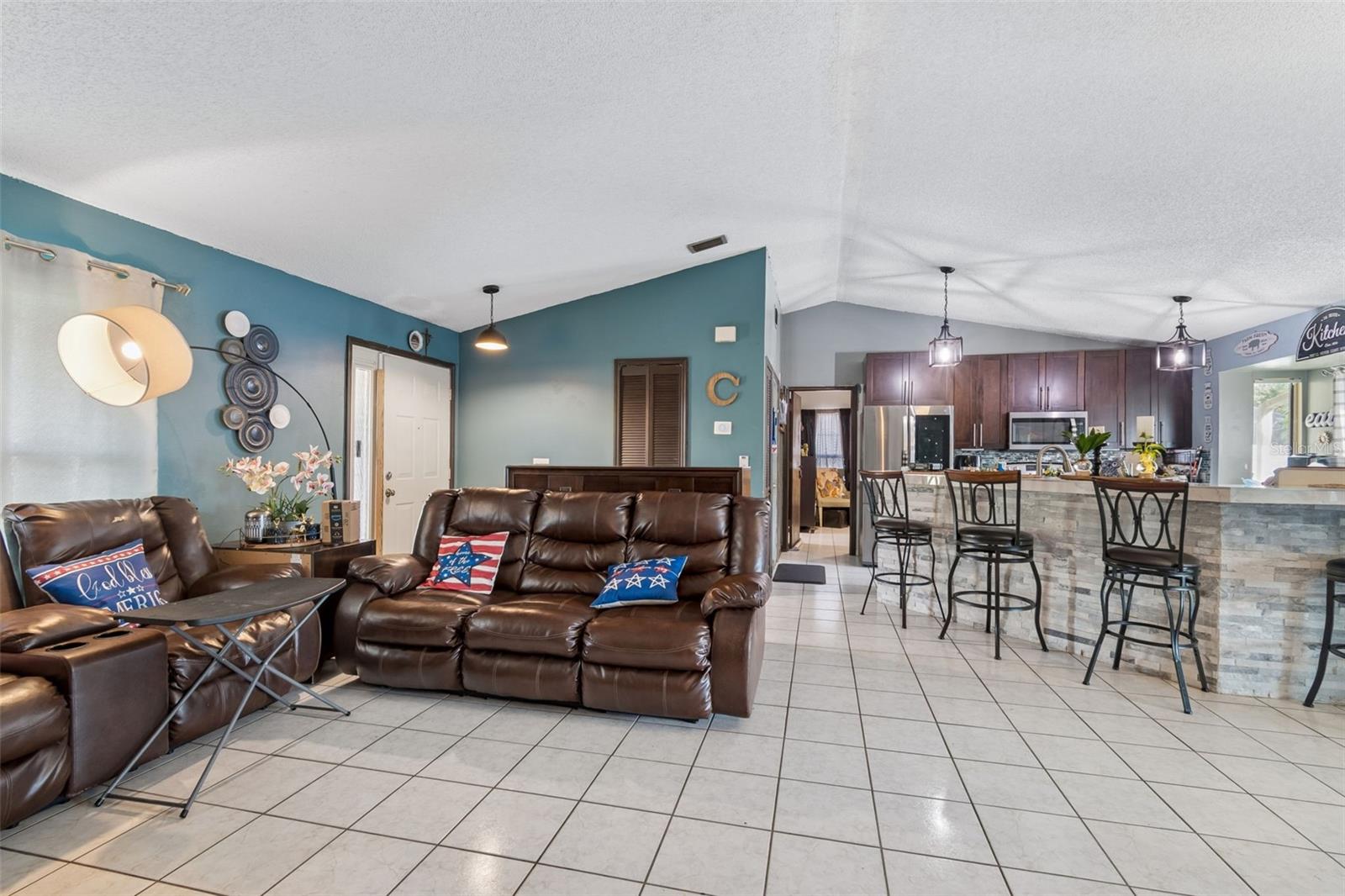 10326 OUT ISLAND DR — photo 8
