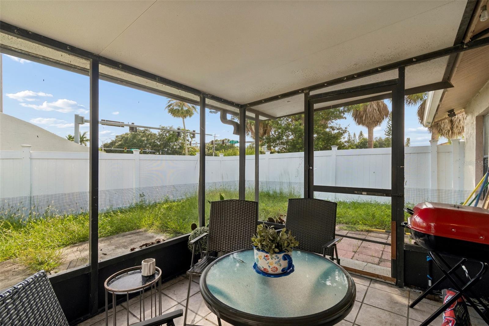 10326 OUT ISLAND DR — photo 22