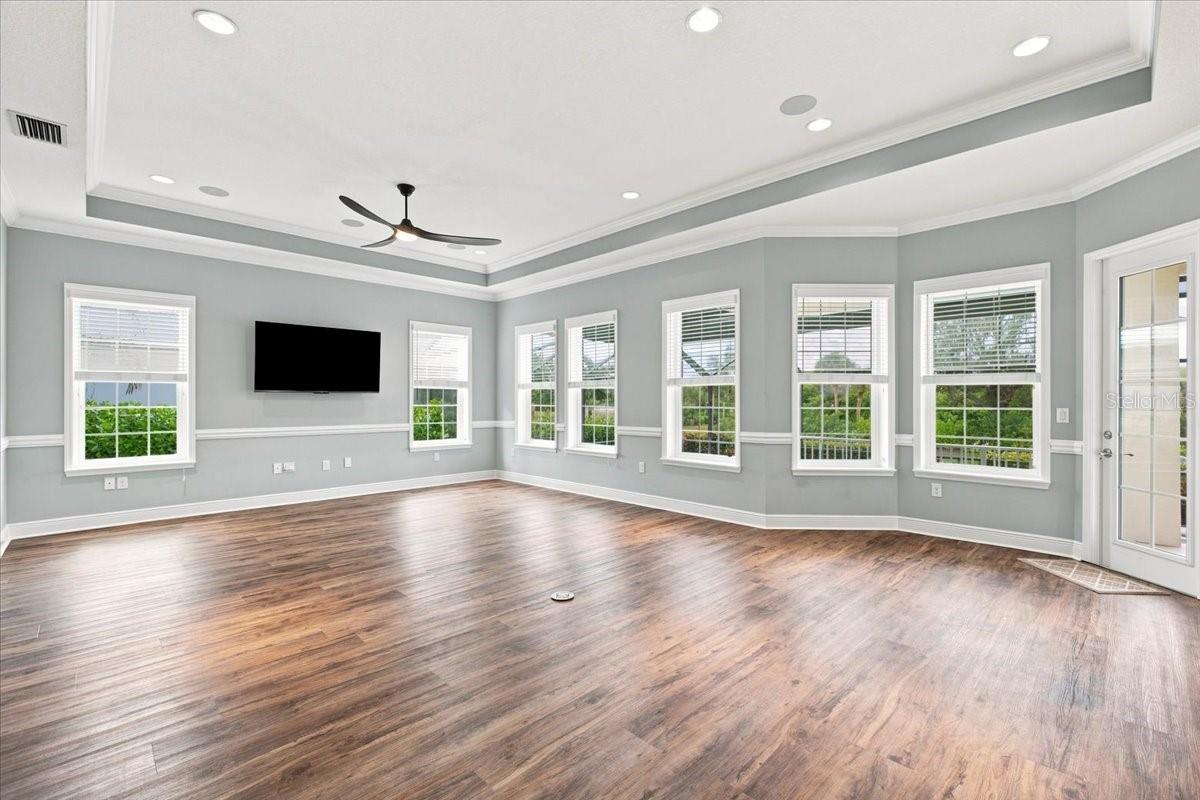 8124 37TH AVENUE CIR W — photo 24