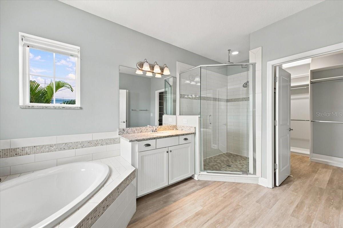 8124 37TH AVENUE CIR W — photo 37