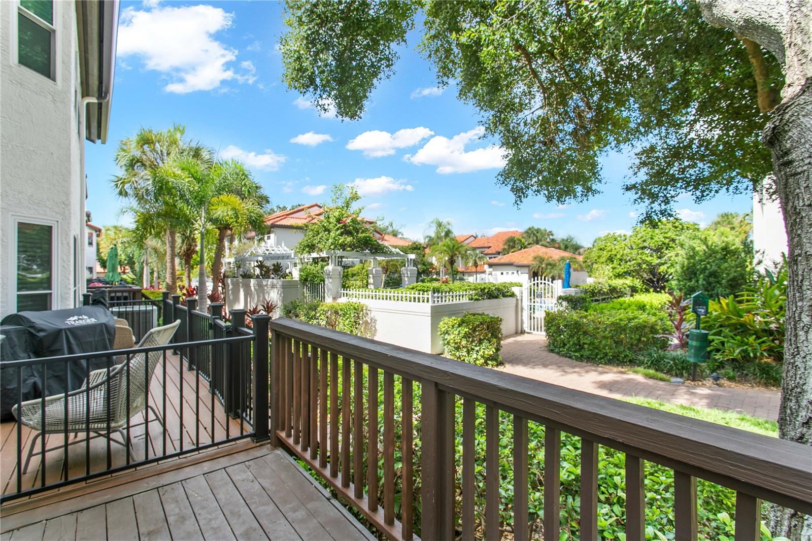 1116 SHIPWATCH CIR — photo 41