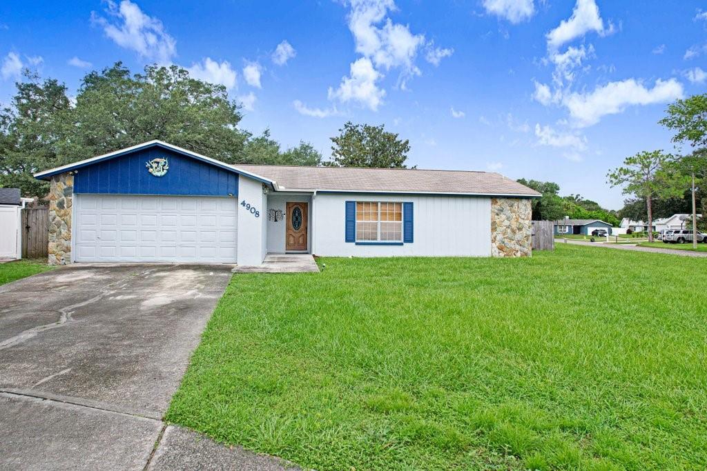 4908 CROCKETT CT — photo 3