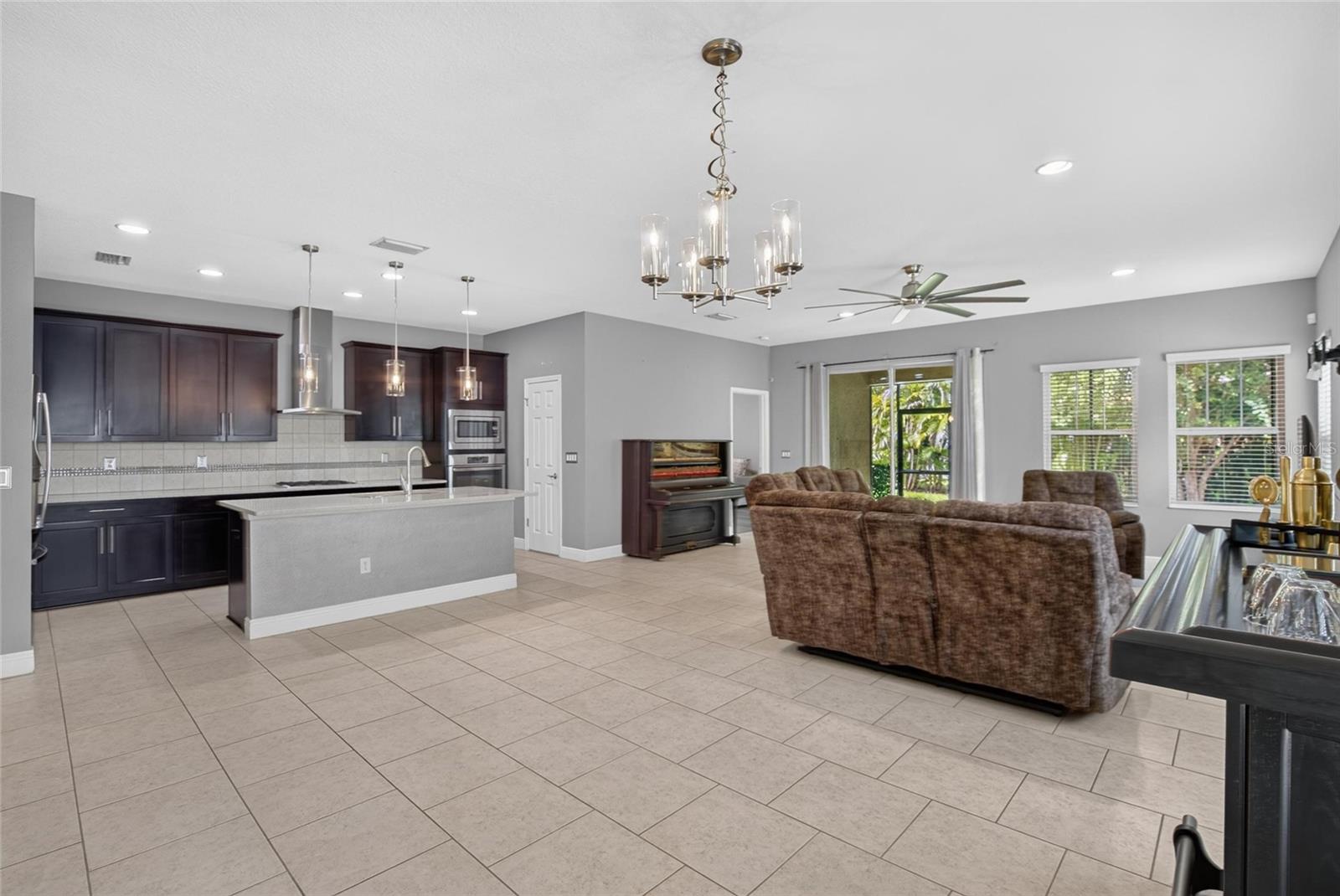 7029 OLD BENTON DR — photo 18