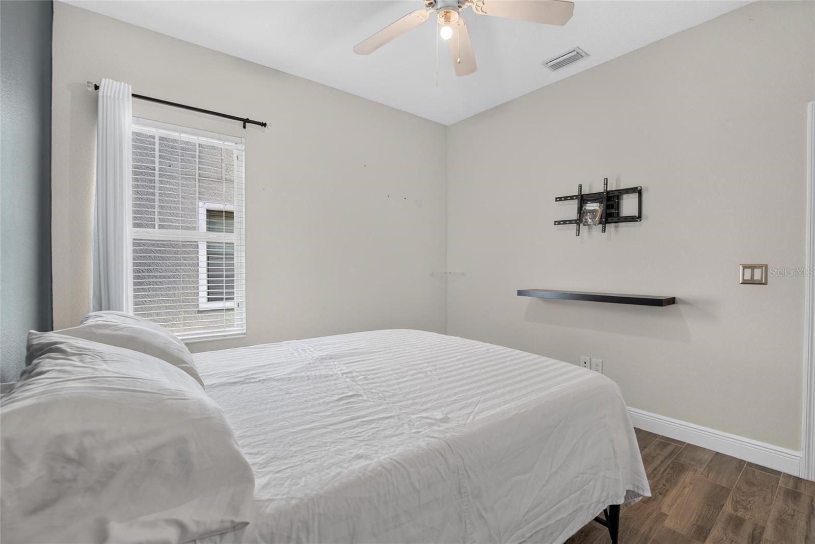 7029 OLD BENTON DR — photo 6