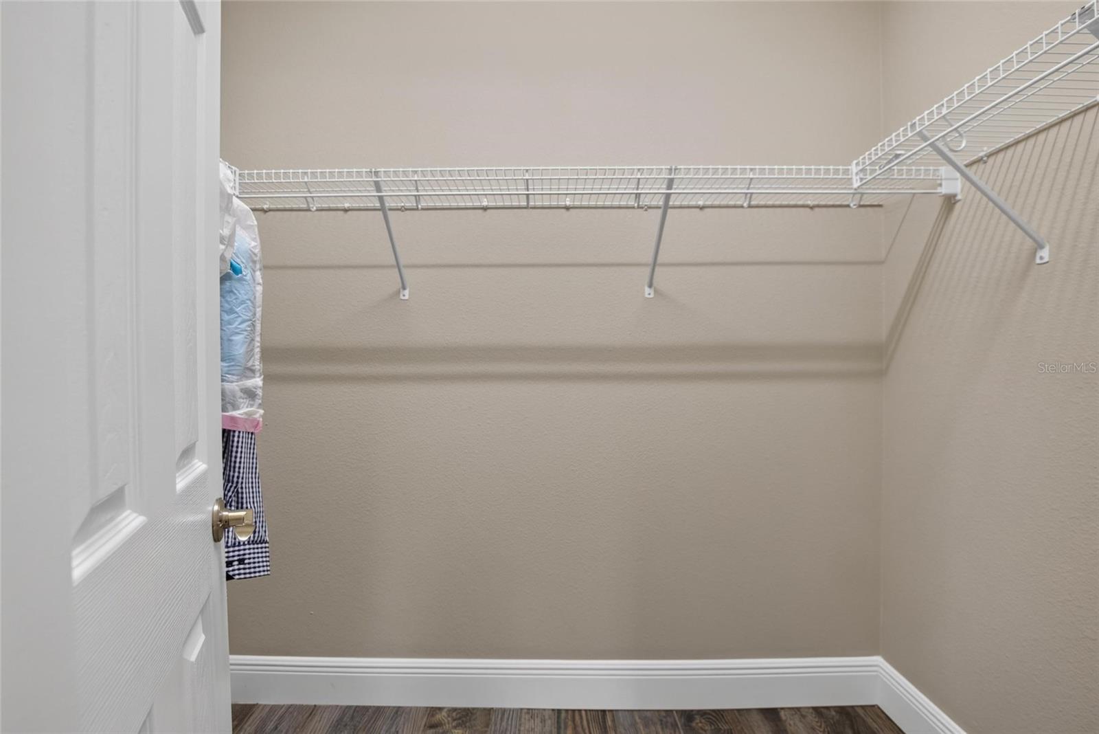 7029 OLD BENTON DR — photo 32