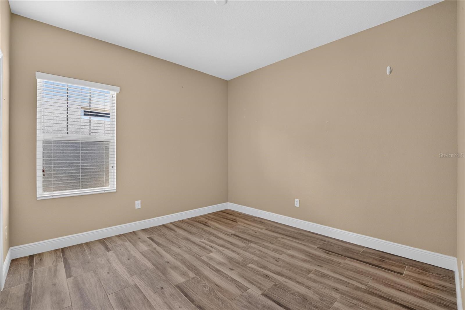 7029 OLD BENTON DR — photo 14