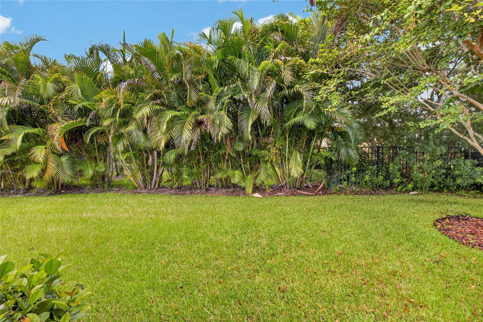 7029 OLD BENTON DR — photo 41
