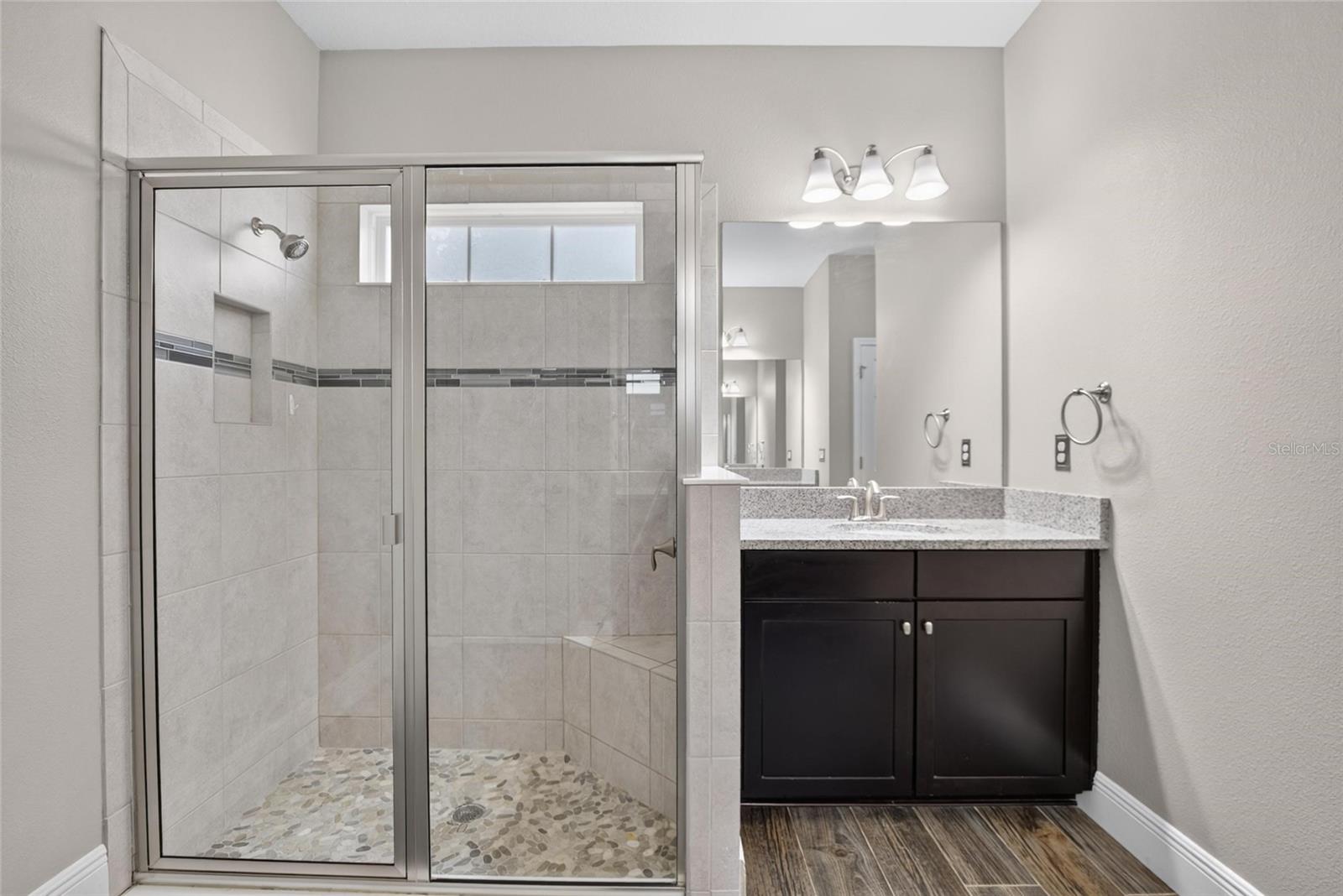 7029 OLD BENTON DR — photo 35