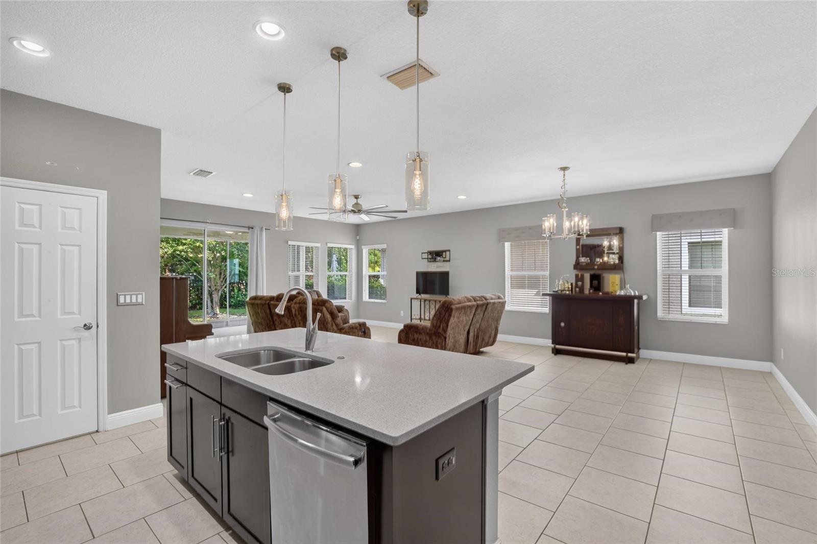 7029 OLD BENTON DR — photo 23